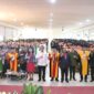 Gubernur NTT Melkiades Laka Lena saat menghadiri Wisuda Ke-26 di Universitas Nusa Nipa 25 Oktober 2025