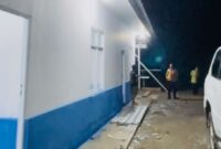 Anggota DPD RI, Angelius Wake Kako saat meninjau salah satu Dapur satelit di Kabupaten Ende beberapa waktu lalu. 