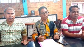Dari Kiri ke Kanan; Vitalis Badar, SH., Marianus Laka, SH., MH., Paulus Papo Belang