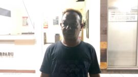 Perwakilan keluarga korban, Fabianus. 