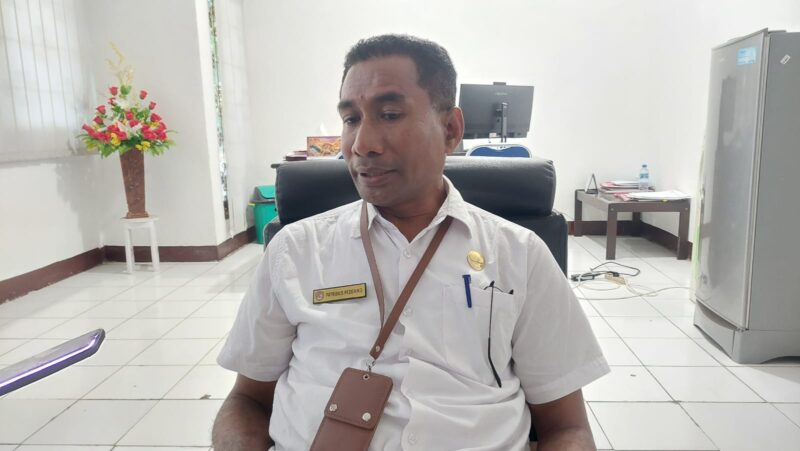 Pelaksana Tugas (Plt) Kepala Dinas Pendidikan, Kepemudaan, dan Olahraga (PKO) Kabupaten Sikka, Patrisius Pederiko,