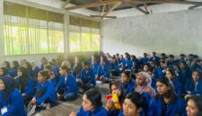 Peserta LDK Prodi Adminkes Universitas Muhammadiyah Maumere 