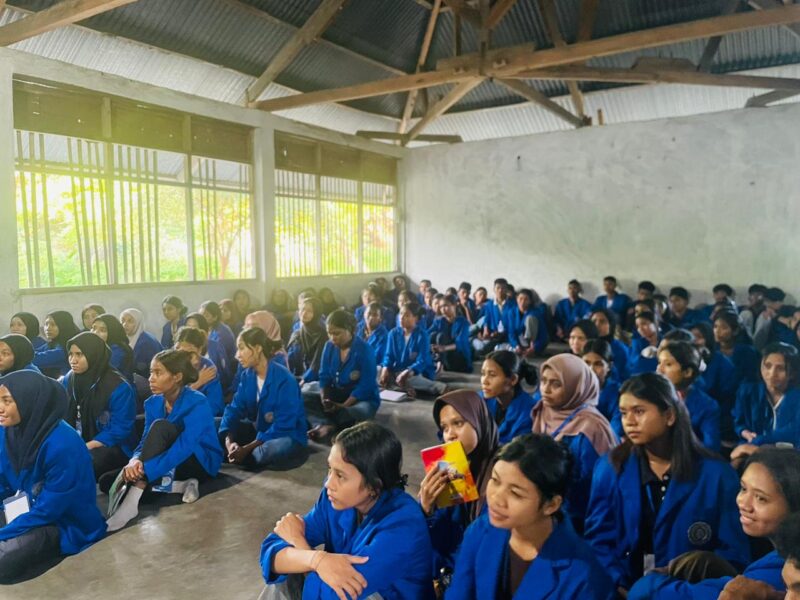 Peserta LDK Prodi Adminkes Universitas Muhammadiyah Maumere 
