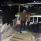 Keterangan foto: Satreskrim Polres Sikka berhasil mengamankan aktivitas dugaan penyalahgunaan BBM subsidi jenis Solar di wilayah Pelabuhan Wuring, Kecamatan Alok Barat, Kabupaten Sikka, pada Rabu malam (21/05/2026). 