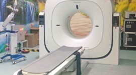 Alat CT-Scan di ruang Radiologi RSUD. dr. TC. Hillers-Maumere