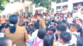 Bupati Sikka saat Healing bersama siswa SDI Iligetang, Senin, 31/08/2026 