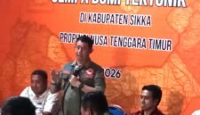 Letnan Jenderal TNI Dr. Suharyanto, S.Sos., M.M. dalam keterangan pers di Posko Penanggulangan Bencana BPBD Sikka, Selasa, 18.08/2026