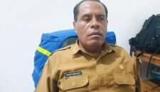 Kepala Dinas Kesehatan Kabupaten Sikka, Petrus Herlemus