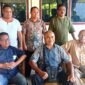 Berdiri dari kiri ke kanan; Humas PT Krisrama, Paulus Papo Belang, Direktur PT Krisrama, Ephivanus Nale Rimo, SH., MH., Kuasa Hukum PT Krisrama; Domi Tukan, SH.
Duduk dari kiri ke kanan; Ketua Tim Kuasa Hukum PT Krisrama, Marianus Rgeynaldy Laka, SH., MH., Sekretaris Tim Kuasa Hukum PT Krisrama, Vitalis Badar, SH, dan RD. Alo Ndate.
